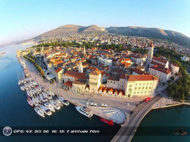Villa Marta Apartmani Trogir Luaran gambar