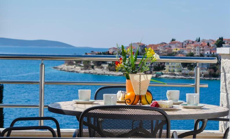 Villa Marta Apartmani Trogir Luaran gambar